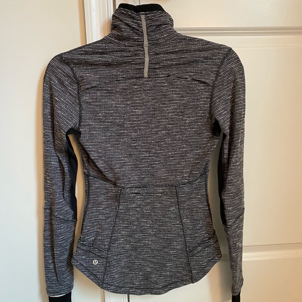 Lululemon Fleece - Picture 3 of 8